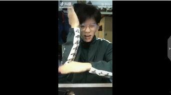 抖音网红吃瓜男女视频,揭秘娱乐圈幕后故事